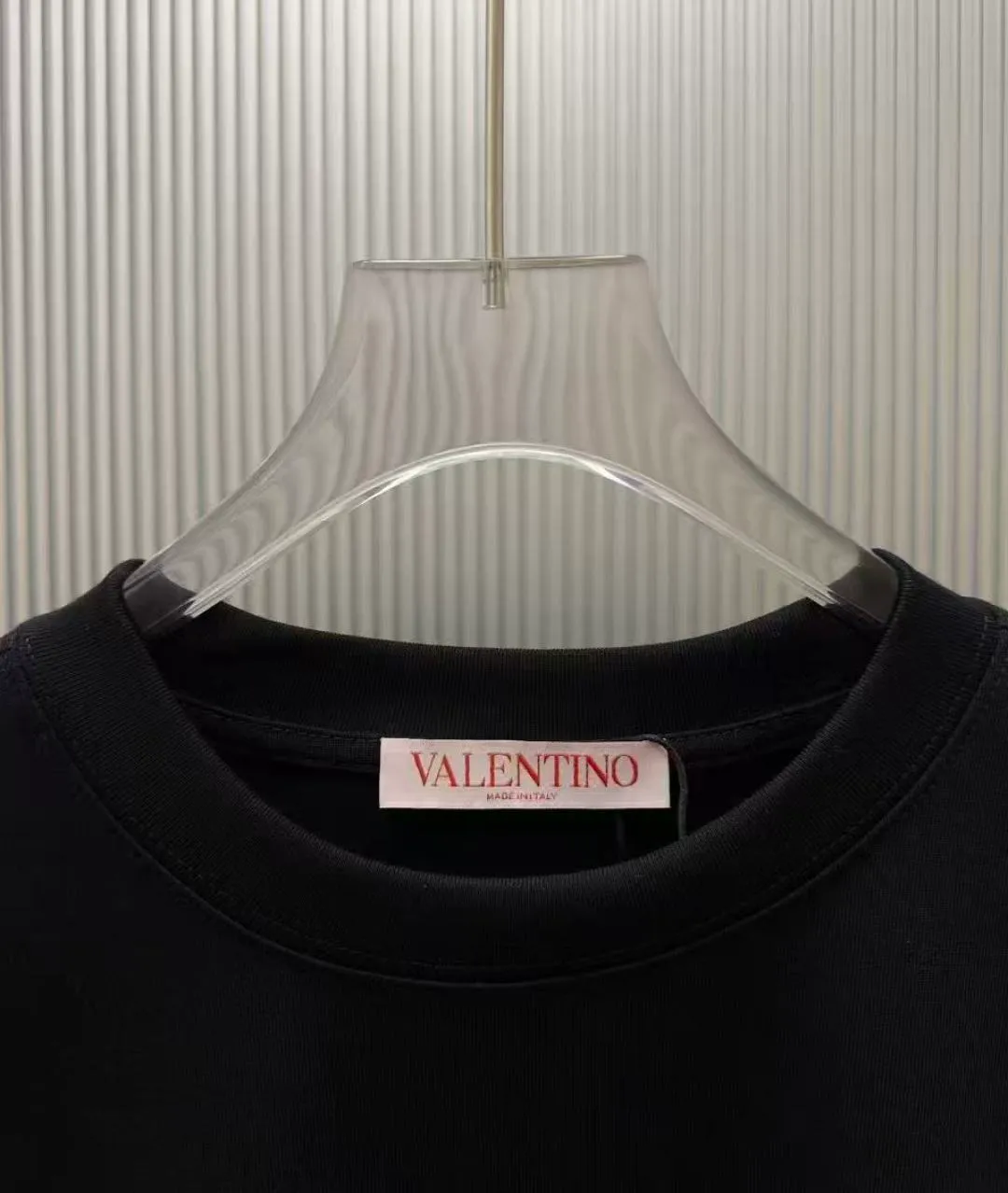 85💰（ Quality ） ： . V.alentino T ：300 100% ：320 1*1 ： ： Size：M—4XL Same Style
